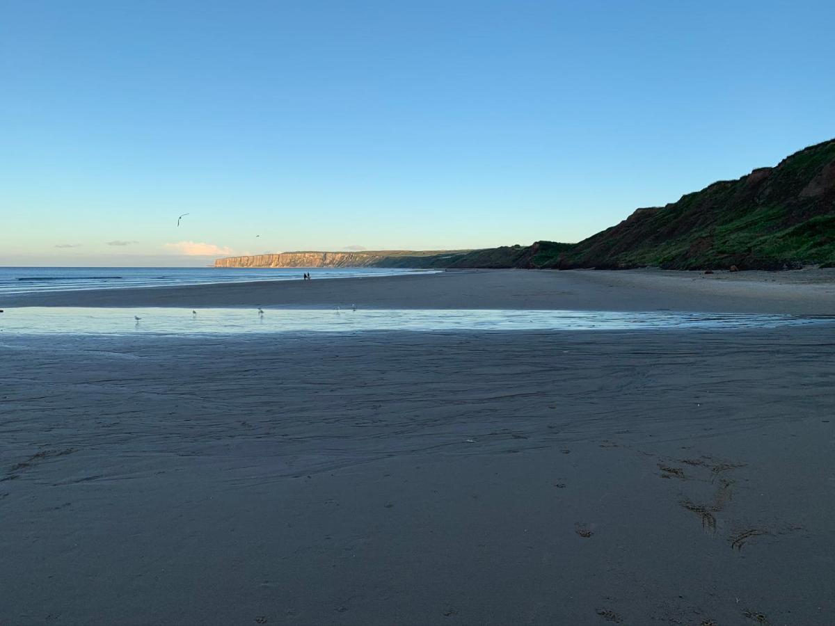 Sunrise Corner, The Bay Filey, Wi-Fi, Pets, Pool Apartamento Exterior foto